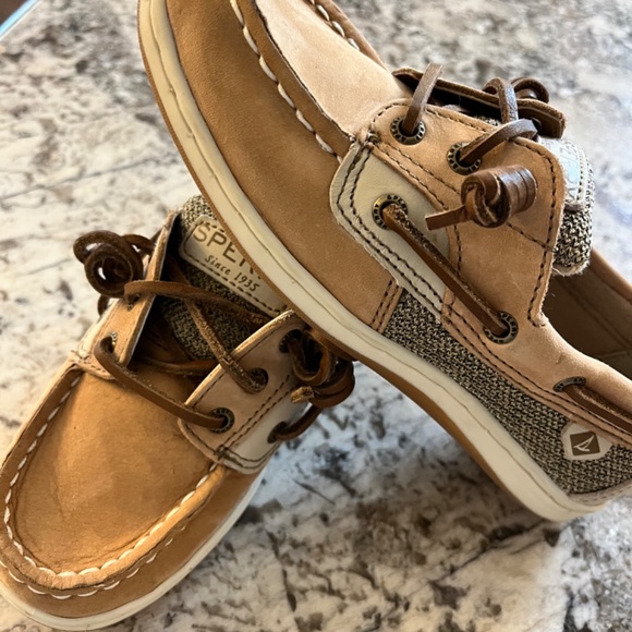 Children’s Sperrys - Picture 3 of 6